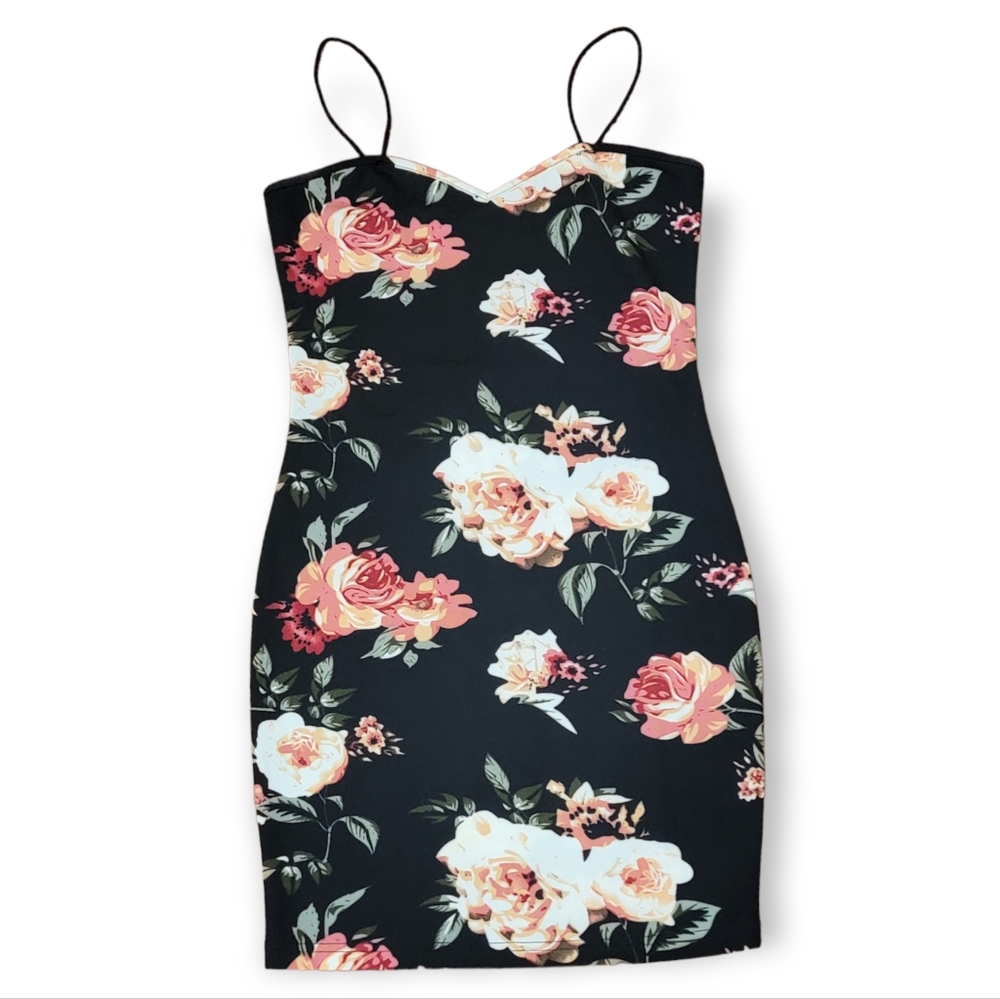 🛍 Dress